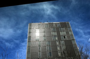 apartmentjpg-539762ea41734008_large Fredrick D. Joe, The OregonianGerding Edlen Development Co. started the 16-story Cyan in downtown Portland as a condo building. When the condo market stalled, the firm flipped it to apartments, adding it to a growing list of luxury apartment towers competing for tenants amid rising vacancies.
